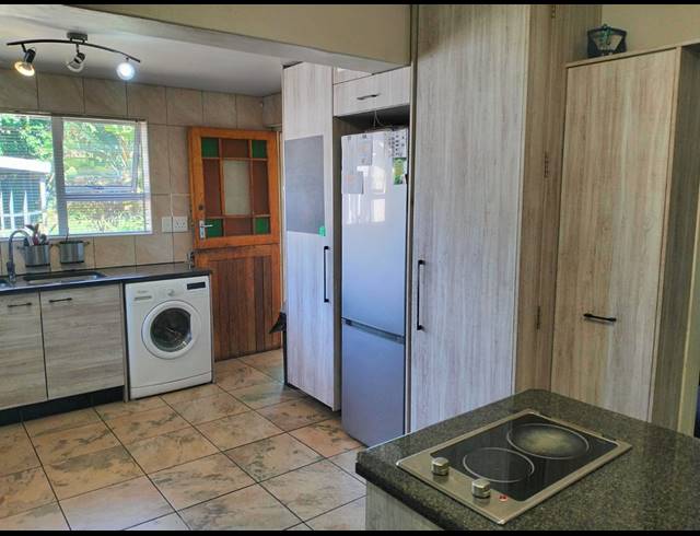 3 BEDROOM HOUSE FOR SALE IN PELHAM